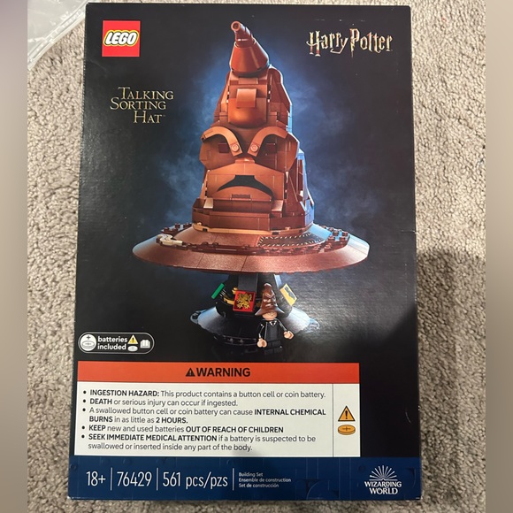 LEGO Harry Potter Brown Sorting Hat Set - Picture 2 of 4